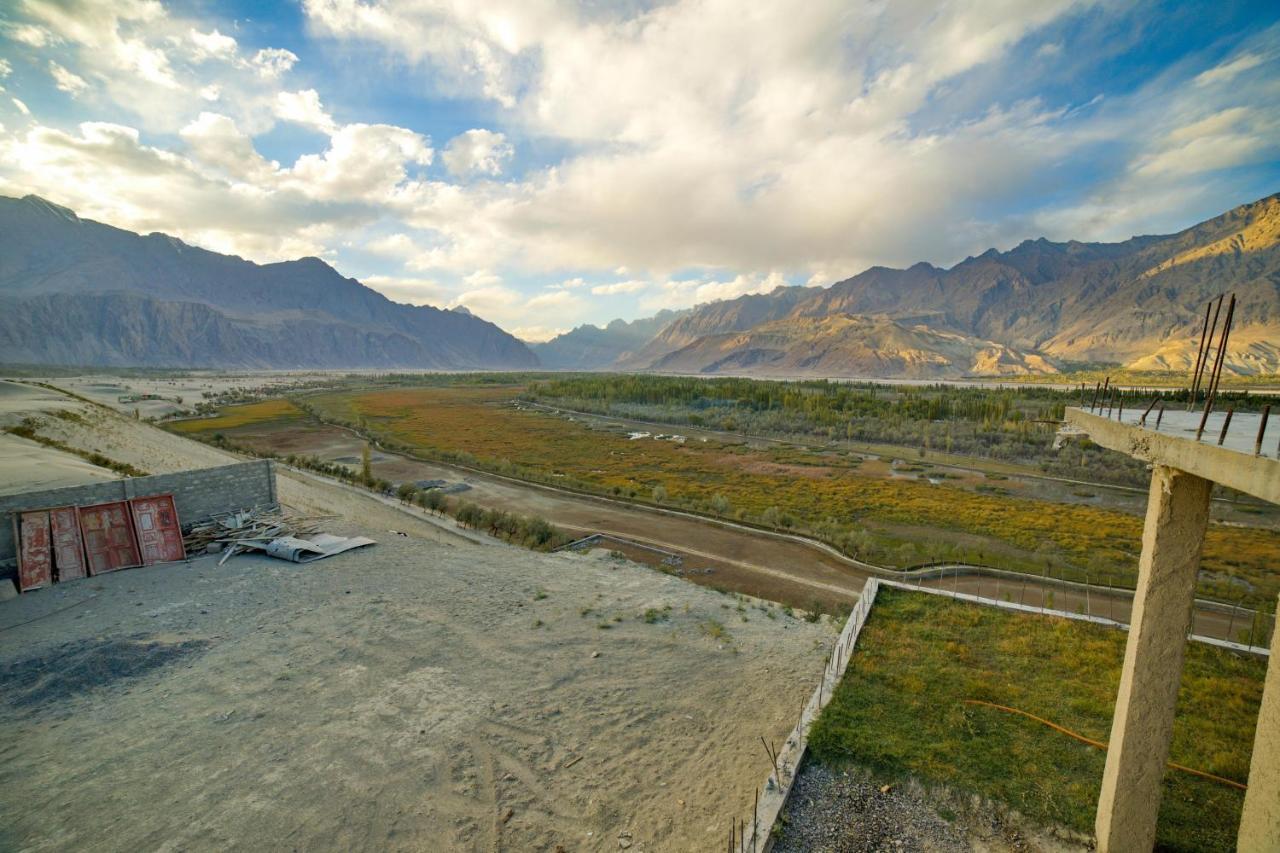 Baltistan Fort Skardu Resort Exterior photo