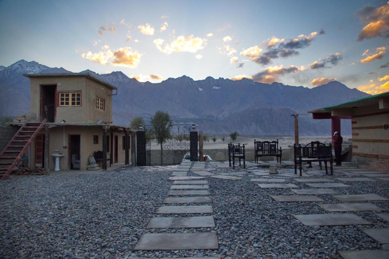 Baltistan Fort Skardu Resort Exterior photo