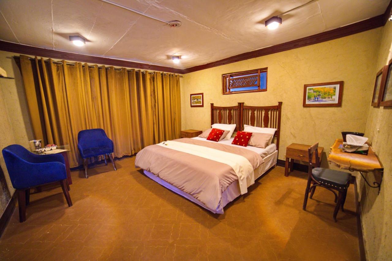 Baltistan Fort Skardu Resort Exterior photo