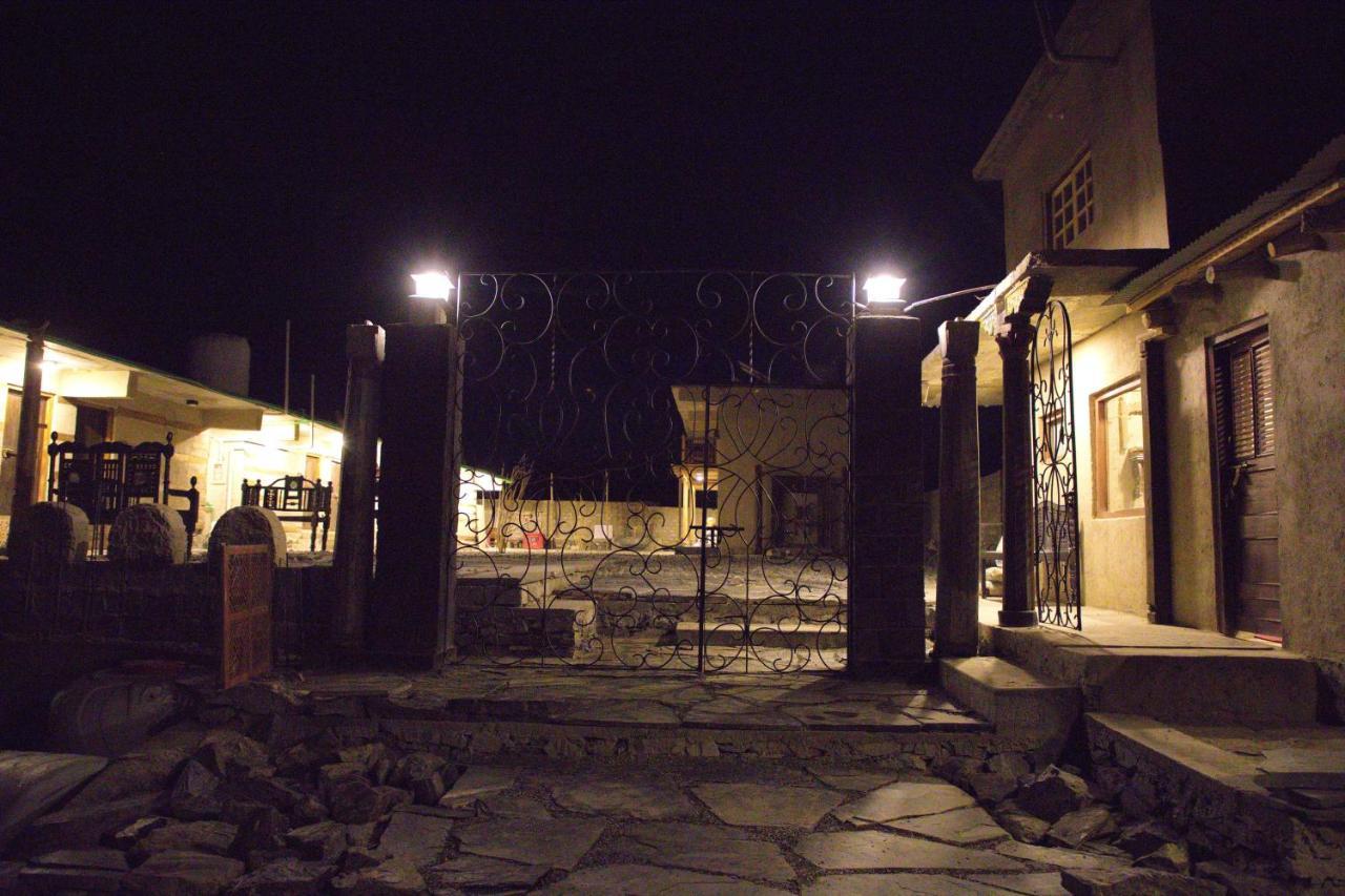 Baltistan Fort Skardu Resort Exterior photo